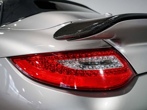 Used 2012 Porsche 911 Turbo image 38