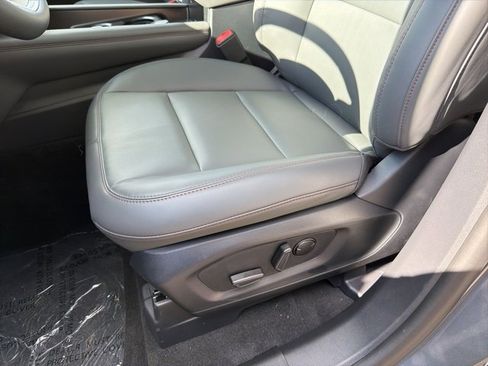 New 2026 Ford Explorer Active image 12