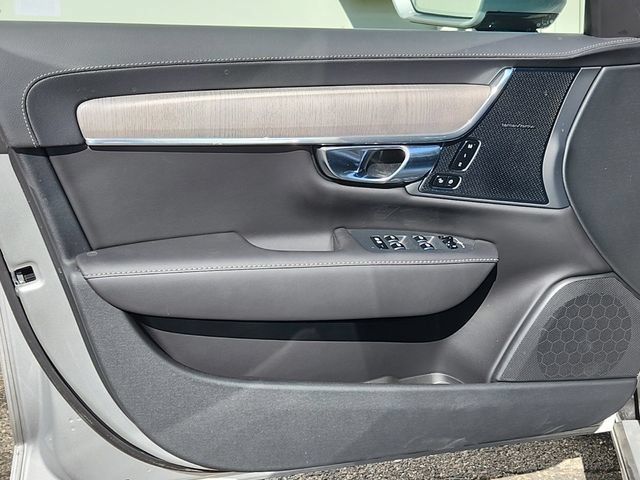 New 2024 Volvo S90 T8 Ultimate AWD/4WD image 7
