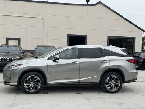 Used 2018 Lexus RX 450hL Luxury w/ Accessory Package AWD/4WD image 5