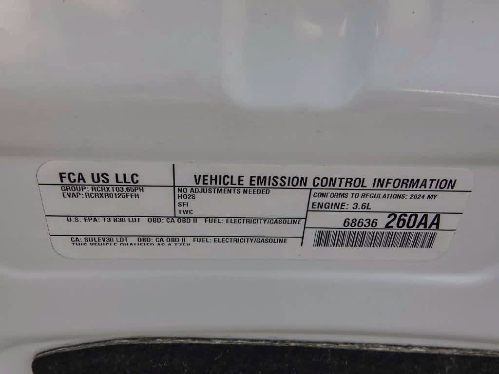 Used 2024 Chrysler Pacifica Premium FWD image 27