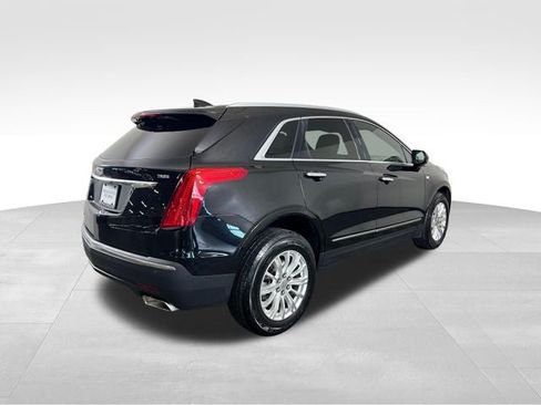 Used 2018 Cadillac XT5 AWD image 7