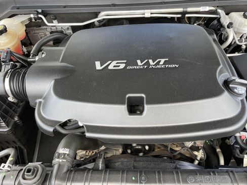 Used 2020 Chevrolet Colorado W/T w/ WT Convenience Package image 28