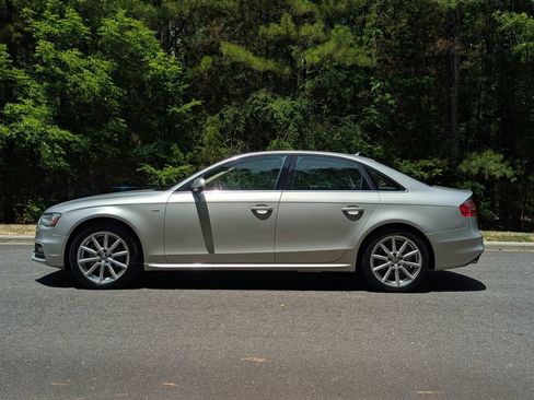 Used 2014 Audi A4 2.0T Premium Plus w/ Premium Plus Package AWD/4WD image 5