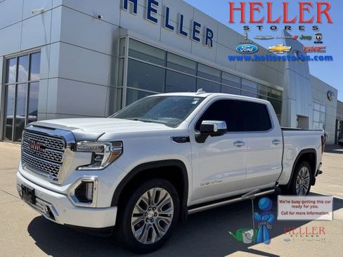 Used 2021 GMC Sierra 1500 Denali w/ Denali Ultimate Package AWD/4WD image 1