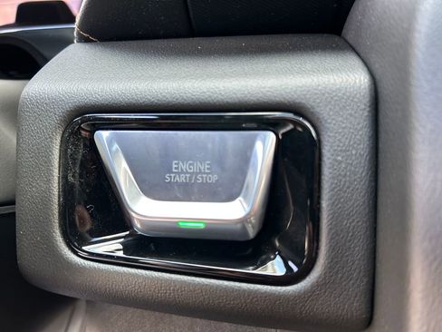 New 2026 GMC Yukon XL AT4 image 29