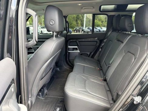 Used 2023 Land Rover Defender 110 S AWD/4WD image 13