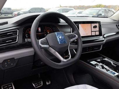 New 2026 Volkswagen Atlas Peak Edition