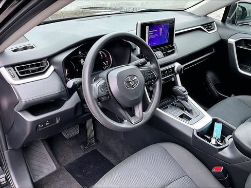 Certified 2025 Toyota RAV4 LE image 17