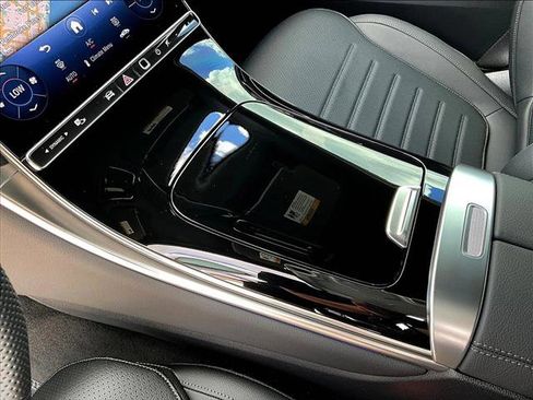 Used 2026 Mercedes-Benz GLC 300 image 8