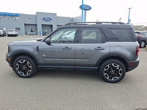 Used 2024 Ford Bronco Sport Outer Banks w/ Tech Package image 8