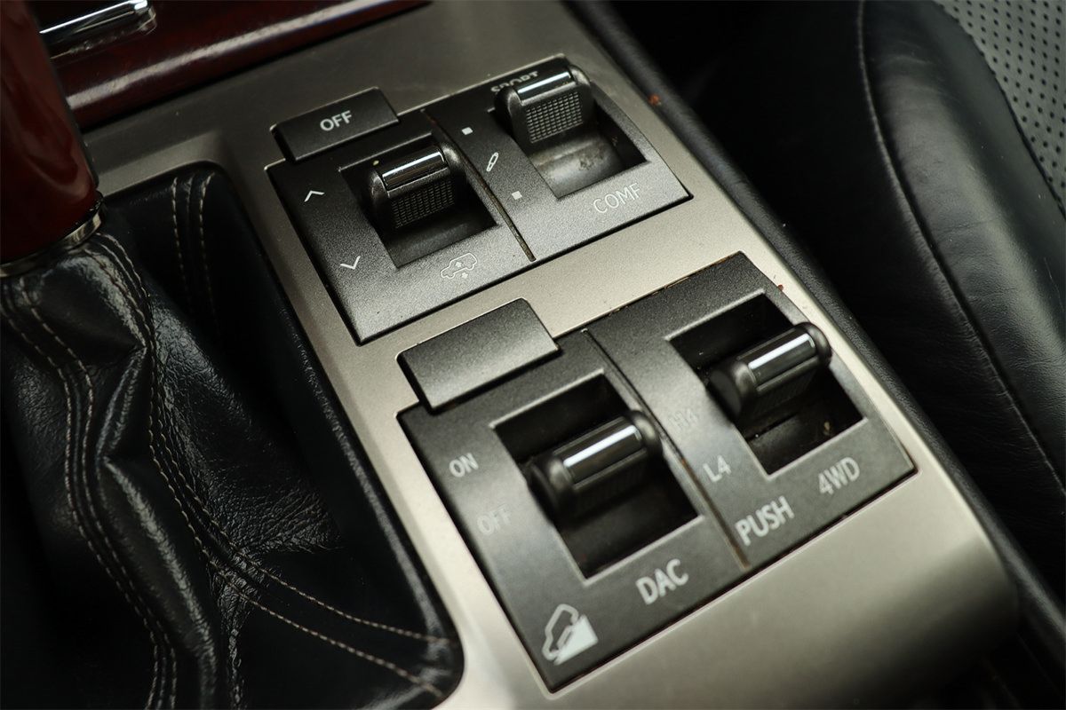 Used 2014 Lexus GX 460 Luxury AWD/4WD image 40