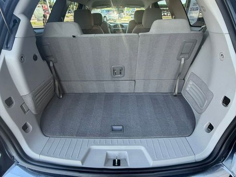 Used 2017 Buick Enclave Convenience FWD image 41