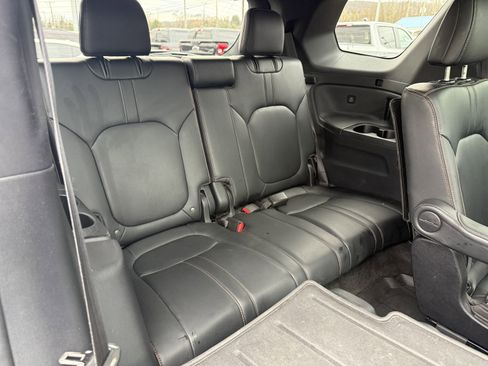 Used 2023 Honda Pilot TrailSport image 10