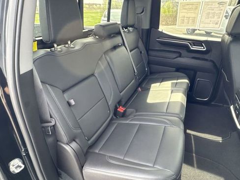 Used 2022 GMC Sierra 1500 SLT w/ SLT Convenience Package image 28