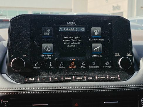 Used 2023 Nissan Rogue SL w/ SL Premium Package FWD image 16