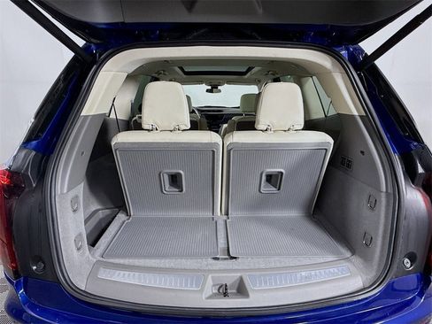 Used 2024 Cadillac XT6 Premium Luxury image 19