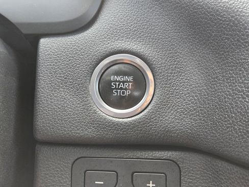 Used 2022 Toyota Tundra Limited AWD/4WD image 23