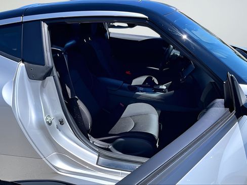Certified 2024 Nissan Z Sport w/ Floor Mat Package RWD image 20