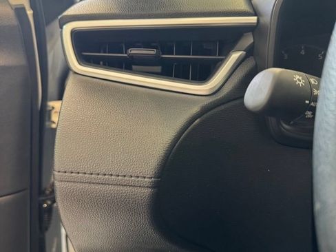 Used 2024 Toyota Corolla Cross AWD Hybrid image 12