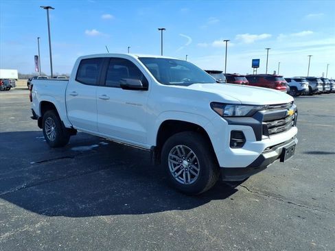 Used 2023 Chevrolet Colorado LT w/ LT Convenience Package II image 7