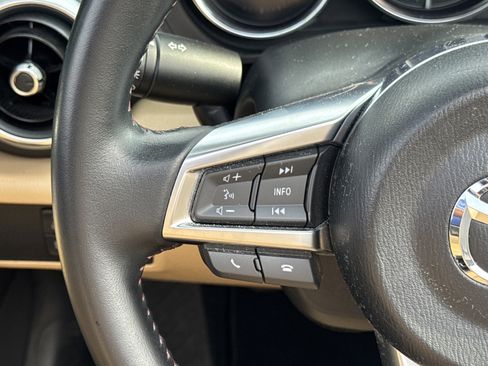 Used 2017 MAZDA MX-5 Miata Grand Touring image 17