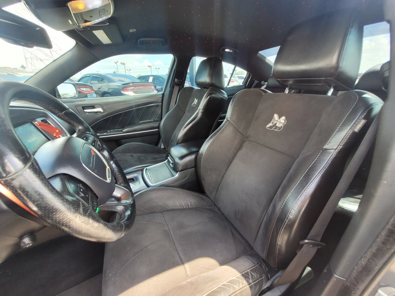 Used 2019 Dodge Charger Scat Pack w/ Dynamics Package RWD image 10