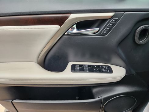 Certified 2022 Lexus RX 350 FWD w/ Premium Package image 22