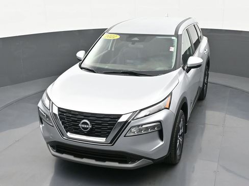 Used 2022 Nissan Rogue SV FWD image 34