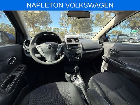 Used 2015 Nissan Versa SV image 21