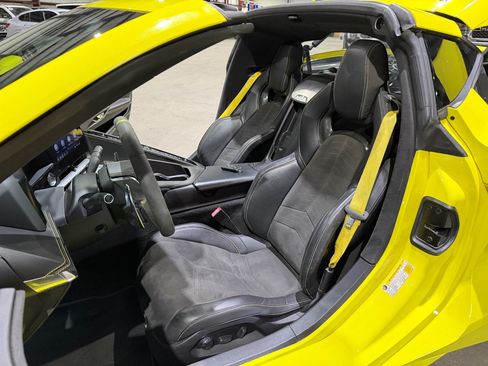 Used 2020 Chevrolet Corvette Stingray Premium Cpe w/ 3LT Preferred Equipment Group RWD image 22