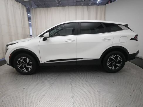 Used 2023 Kia Sportage LX AWD/4WD image 23