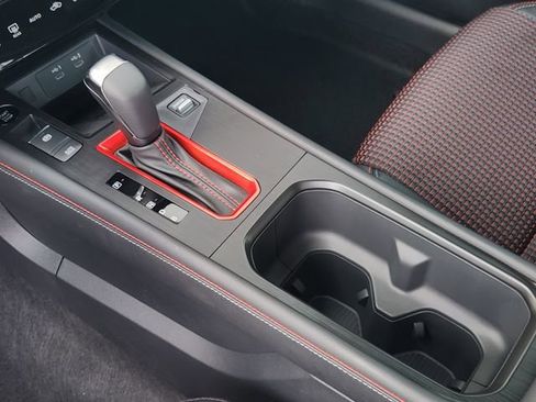 New 2025 Nissan Kicks SR image 16