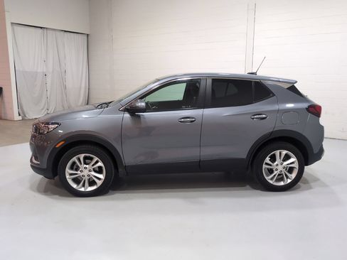 Used 2022 Buick Encore GX Preferred w/ Cold Weather Comfort Package AWD/4WD image 6