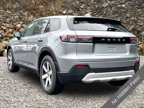 Used 2024 Honda Prologue EX image 11