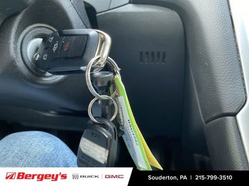 Used 2016 Ford Fusion SE image 19