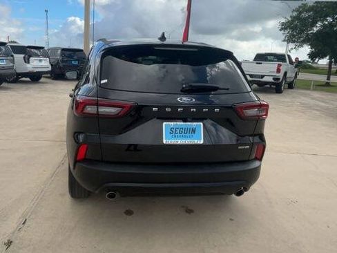 Used 2025 Ford Escape ST-Line Select AWD/4WD image 7
