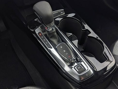 New 2026 Chevrolet Trax LT w/ Driver Confidence Package image 25