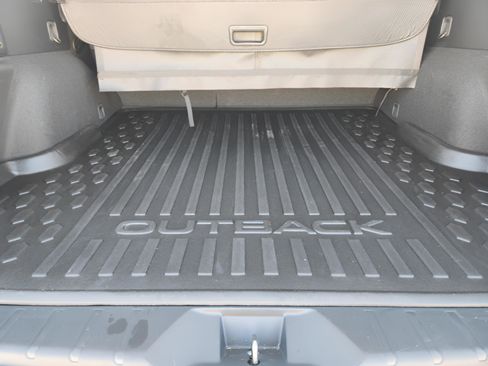 Used 2022 Subaru Outback Touring w/ Tech Package 2 image 31