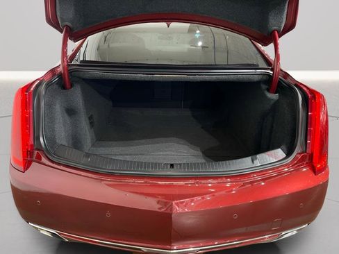 Used 2017 Cadillac XTS Luxury image 8