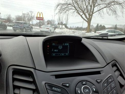 Used 2015 Ford Fiesta SE image 18