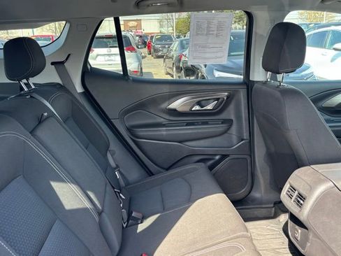 Certified 2024 GMC Terrain SLE w/ Driver Convenience Package AWD/4WD image 18