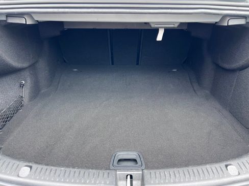Used 2019 Mercedes-Benz E 300 image 20