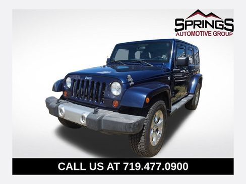Used 2013 Jeep Wrangler Unlimited Sahara w/ Connectivity Group AWD/4WD image 1