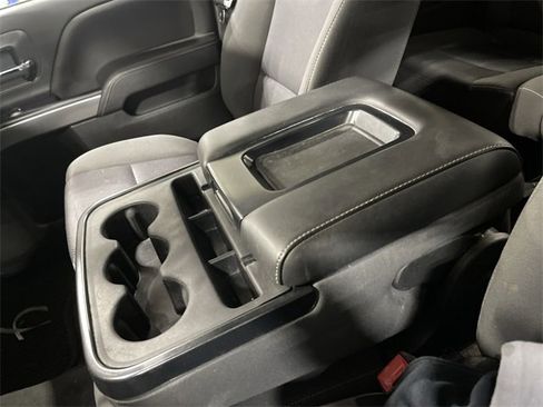 Used 2018 Chevrolet Silverado 1500 LT w/ All Star Edition image 25