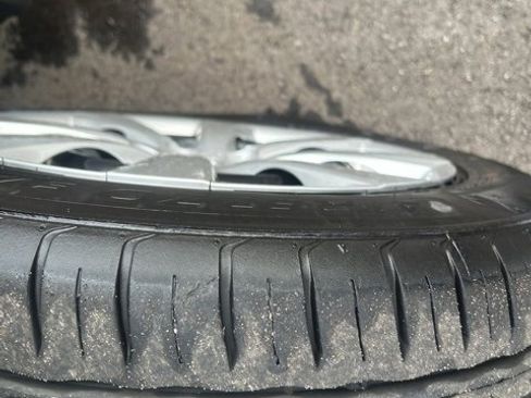 Used 2024 Toyota Corolla LE image 4