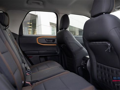 Used 2023 Ford Bronco Sport Badlands image 12