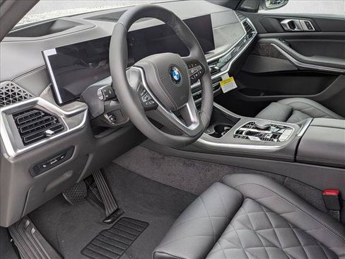 Used 2026 BMW X5 xDrive40i w/ Climate Comfort Package AWD/4WD image 3