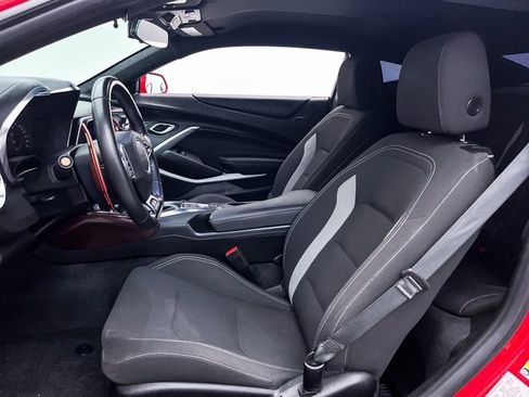 Used 2019 Chevrolet Camaro SS image 19