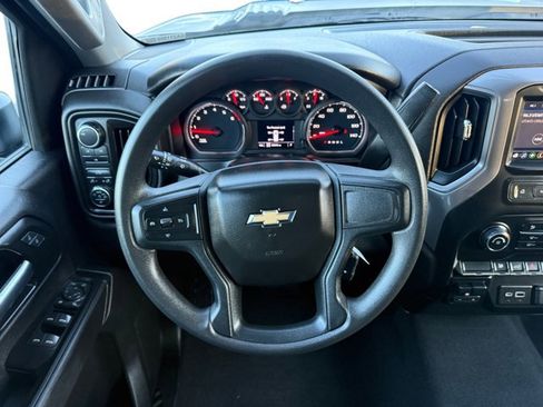 Used 2022 Chevrolet Silverado 2500 Custom w/ Custom Value Package image 14
